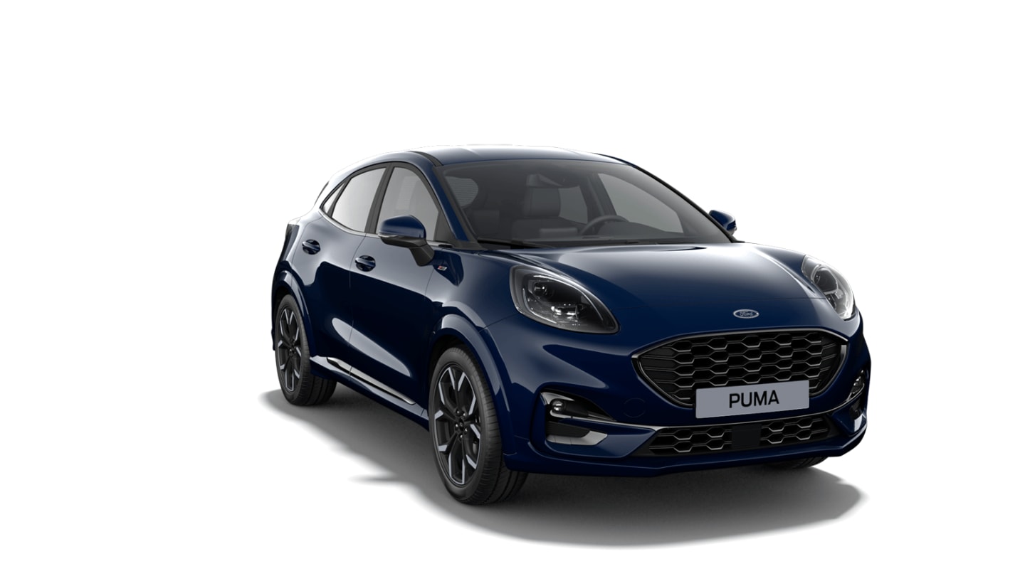 Vista frontale di tre quarti di Ford Puma ST-Line X blu