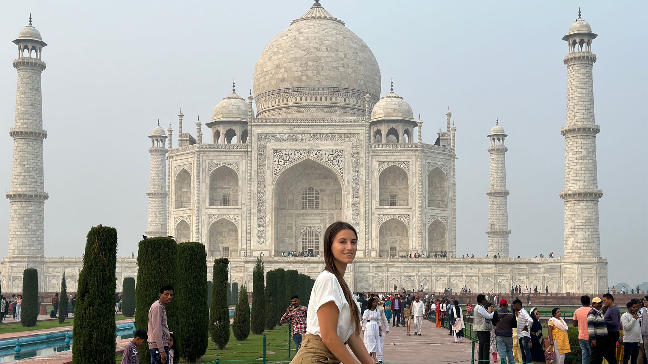 Lexie al Taj Mahal