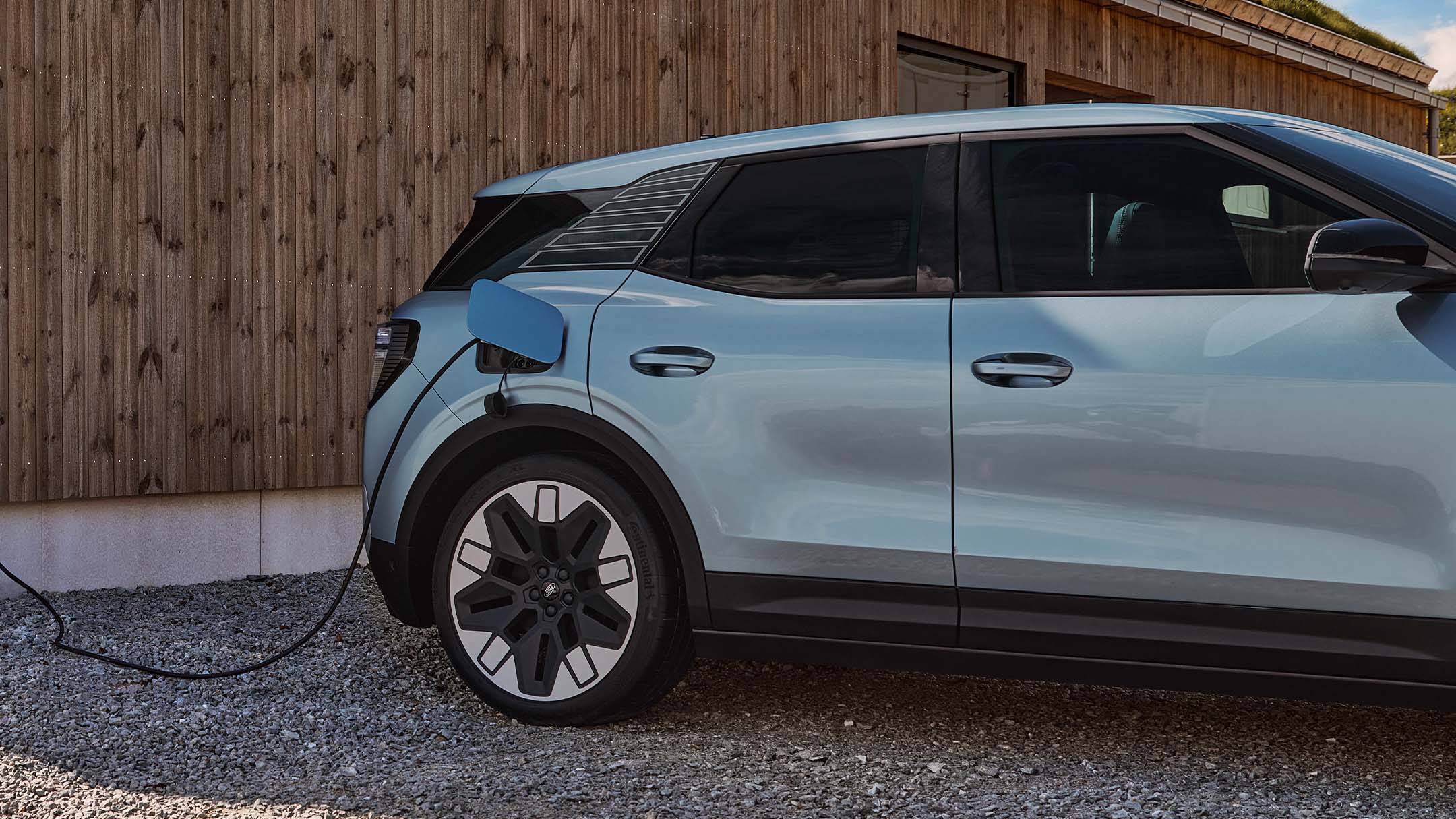 Ford Explorer charging