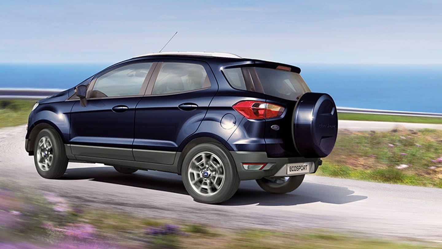 Ford EcoSport blu, ruota di scorta