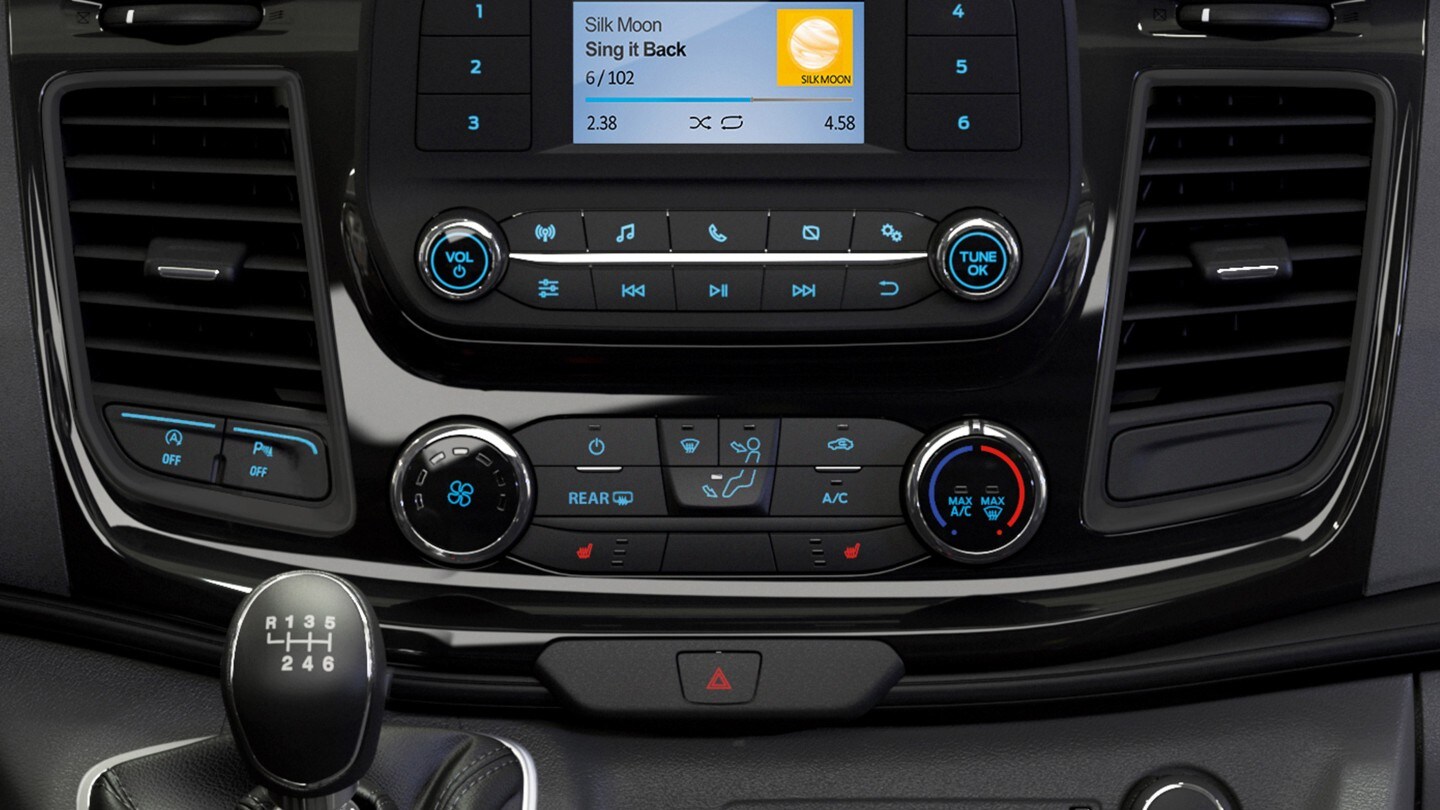 Ford Tourneo console interior front
