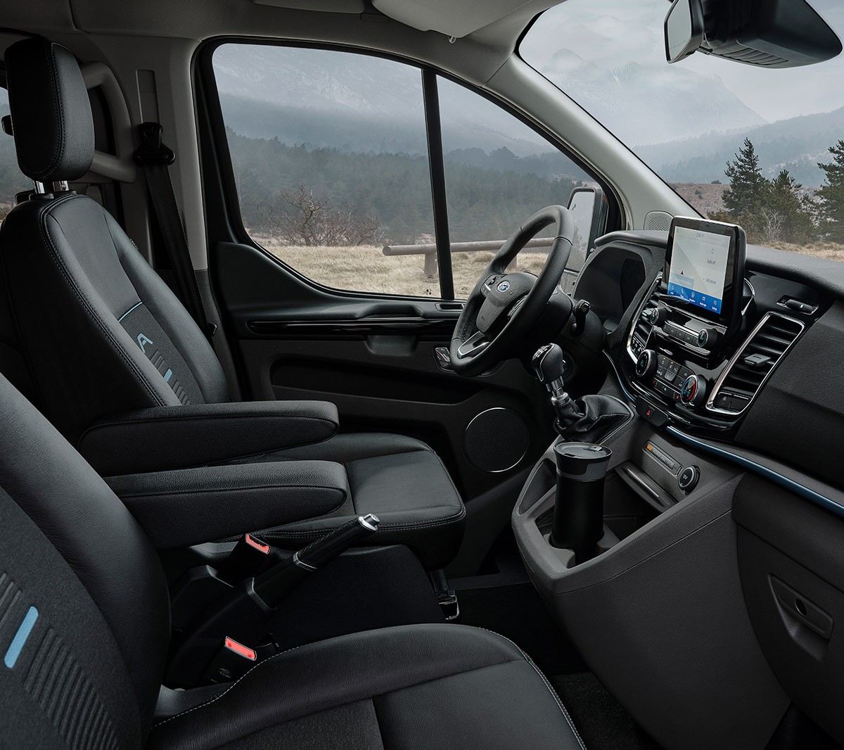 Vista degli interni di Ford Tourneo Custom Active