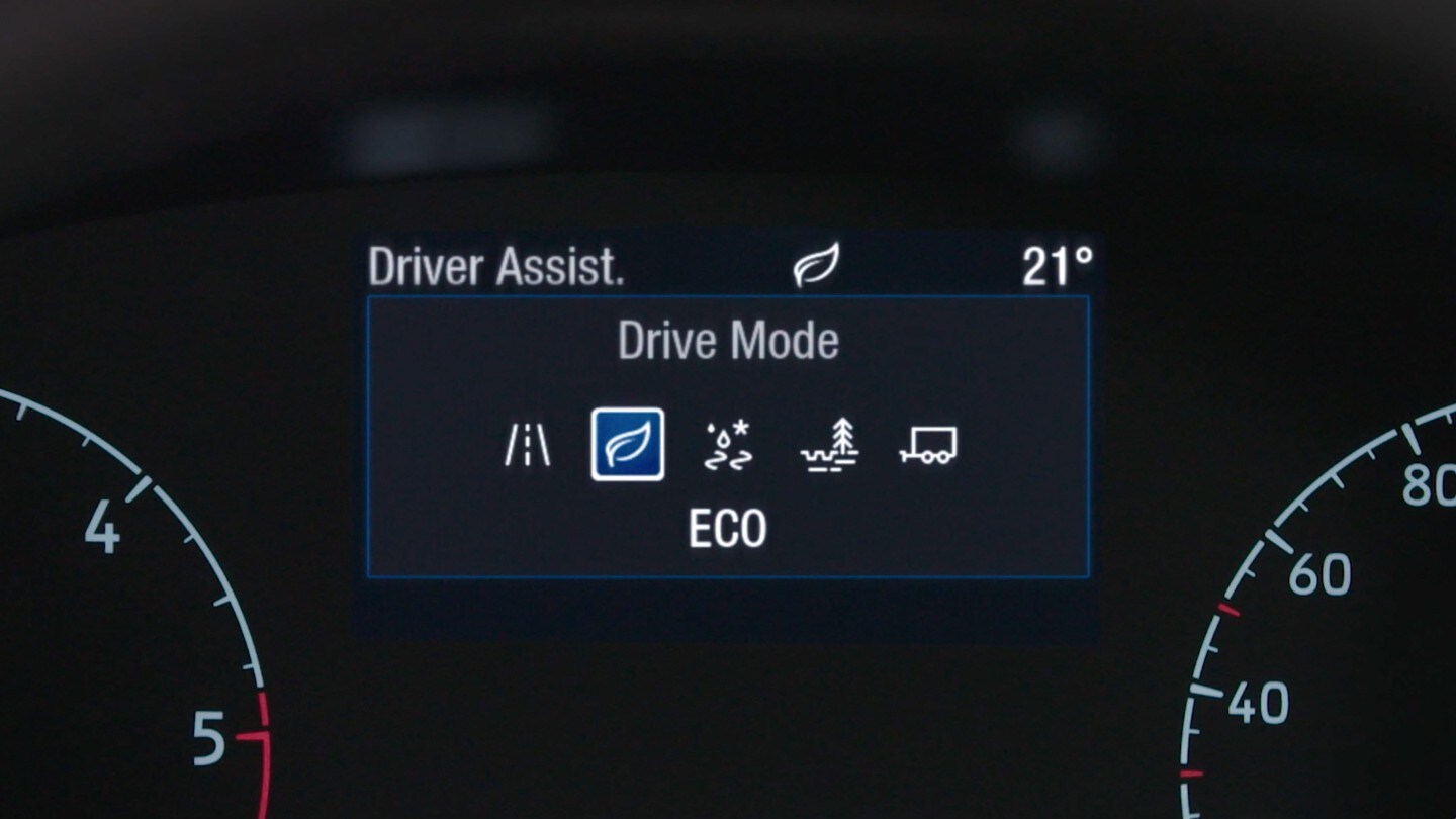 New Silver Transit Custom with Cruise Control monitoring road with radar
