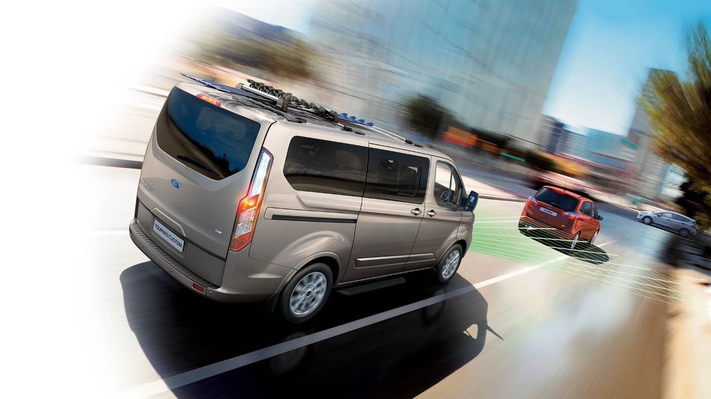 Tourneo Custom in movimento