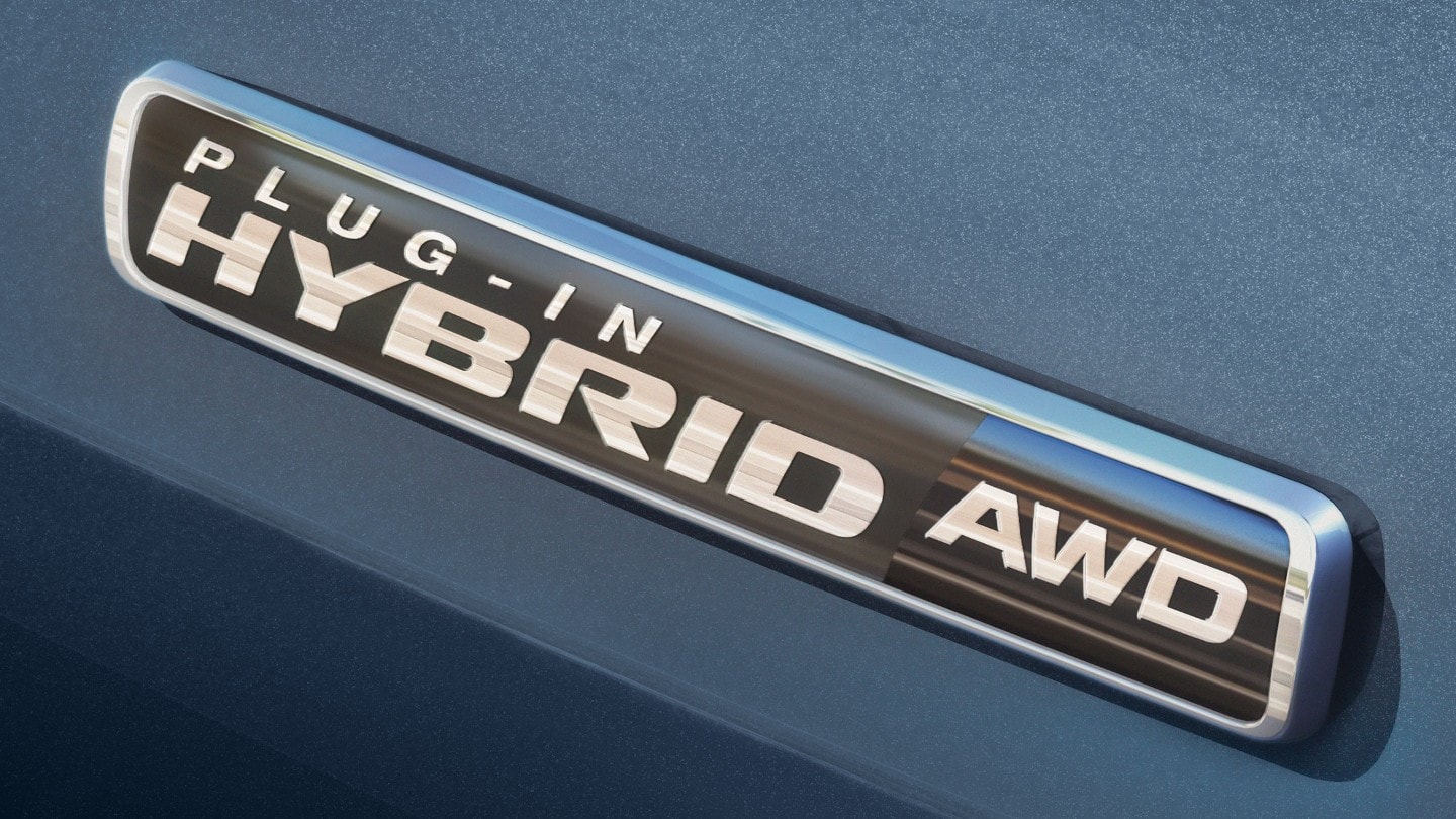 Badge Plug-in Hybrid AWD