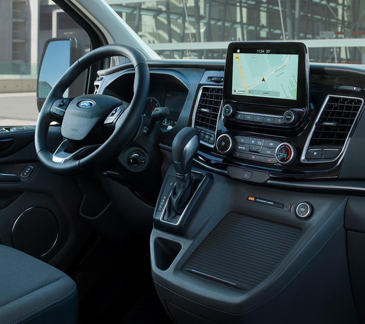 Interni Ford Tourneo Custom con SYNC 3