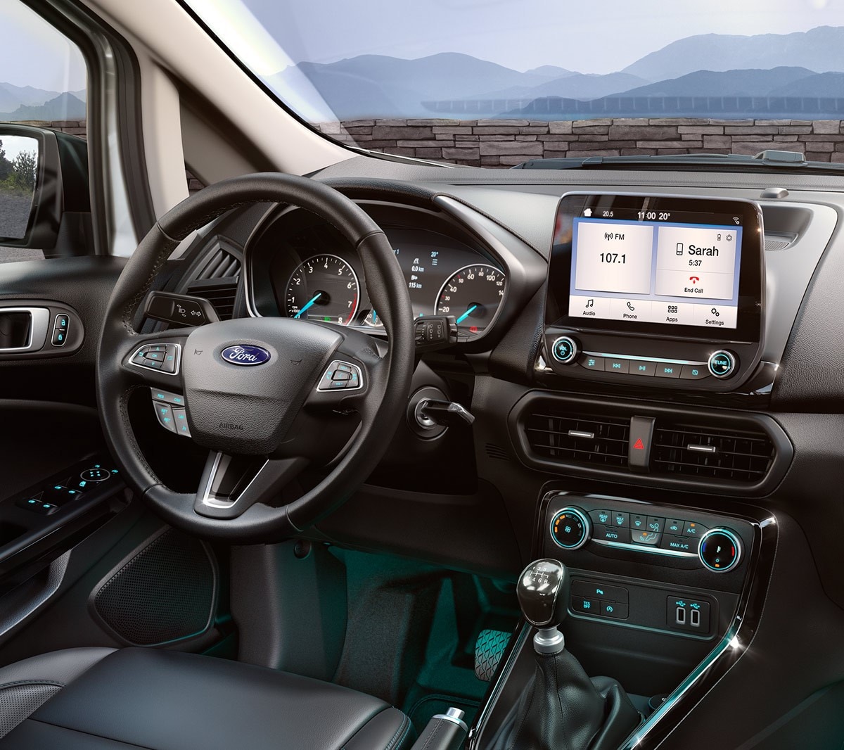 Interni Ford EcoSport Active con SYNC 3