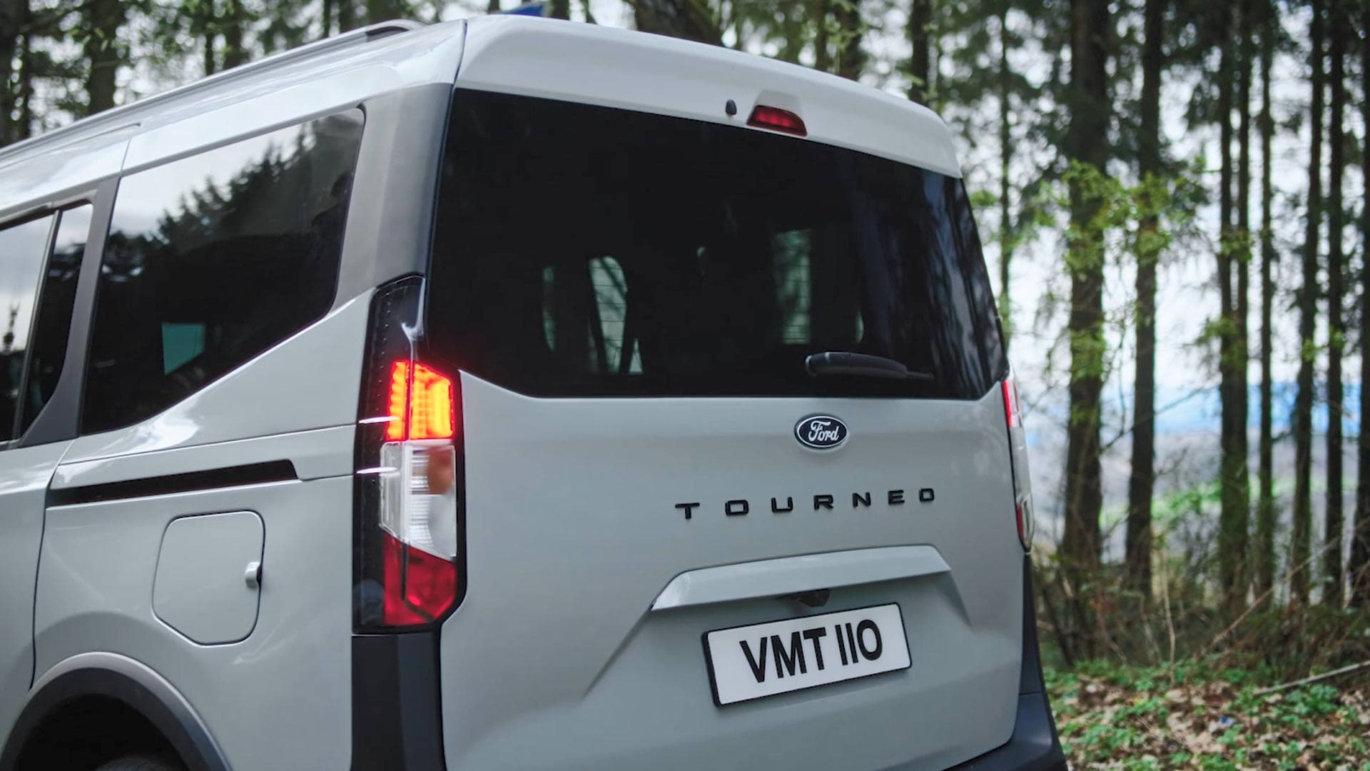 Ford E Tourneo Courier Active posteriore