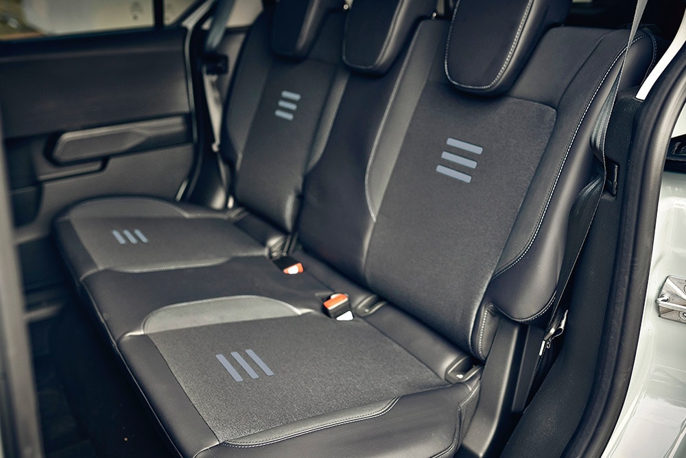 Ford E-Tourneo Courier Active sedili posteriori