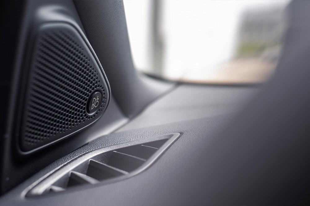 B&O sound system inside the All-New Tourneo Custom 