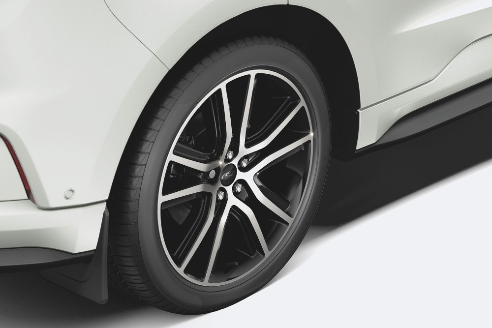 Locking wheel nuts icon