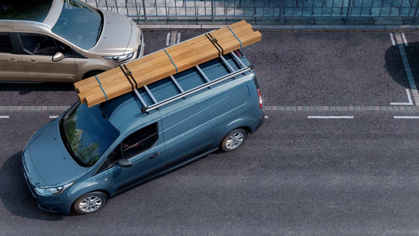 Ford Transit Connect con sistema di parcheggio semi-automatico