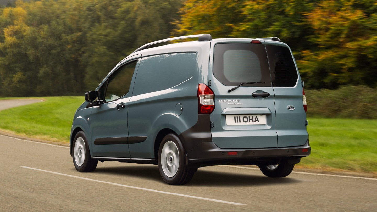 Vista posteriore del Ford Transit Courier