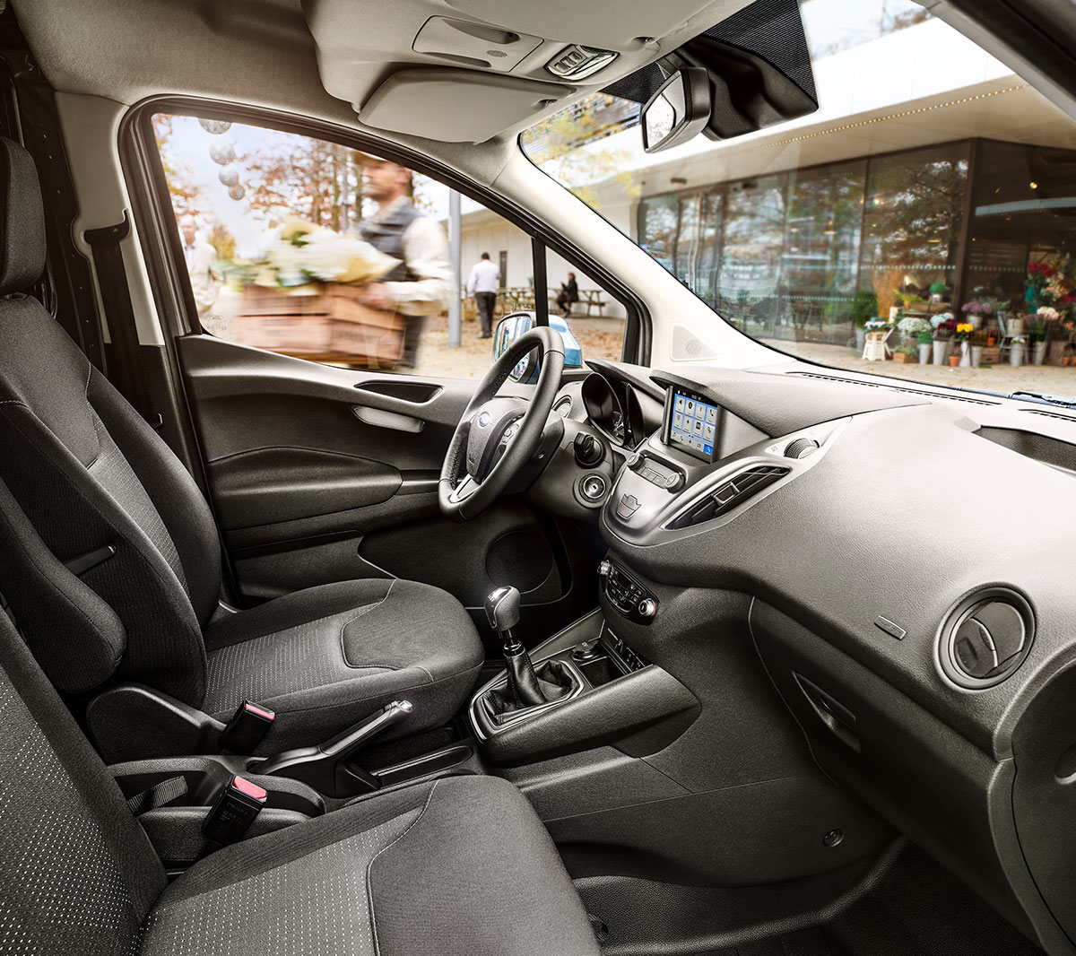 Interni del Ford Transit Courier