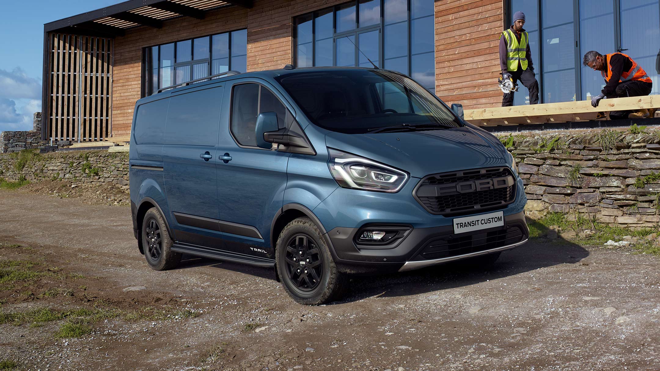 Ford Transit Custom Trail vista laterale