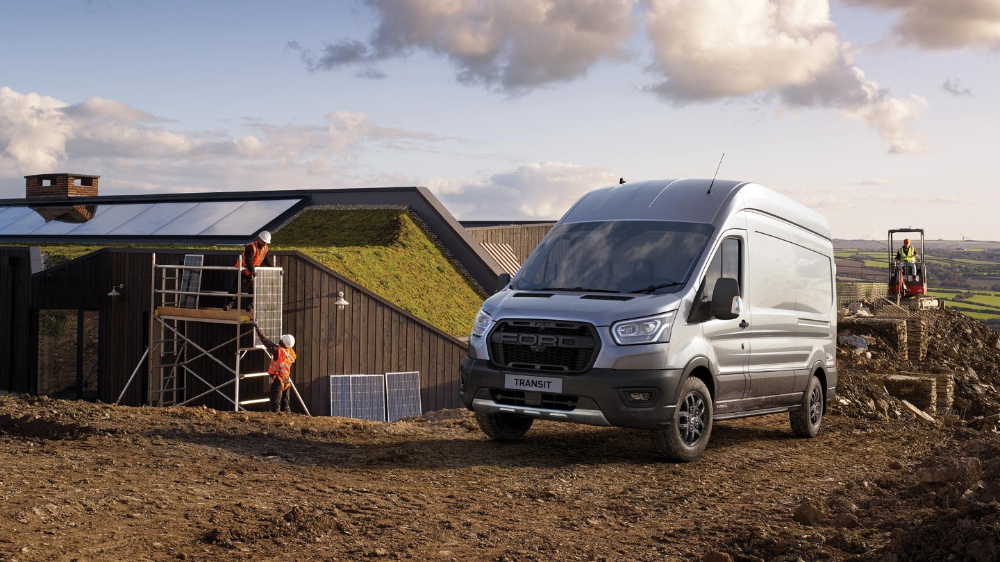 Vista frontale del Nuovo Ford Transit Van