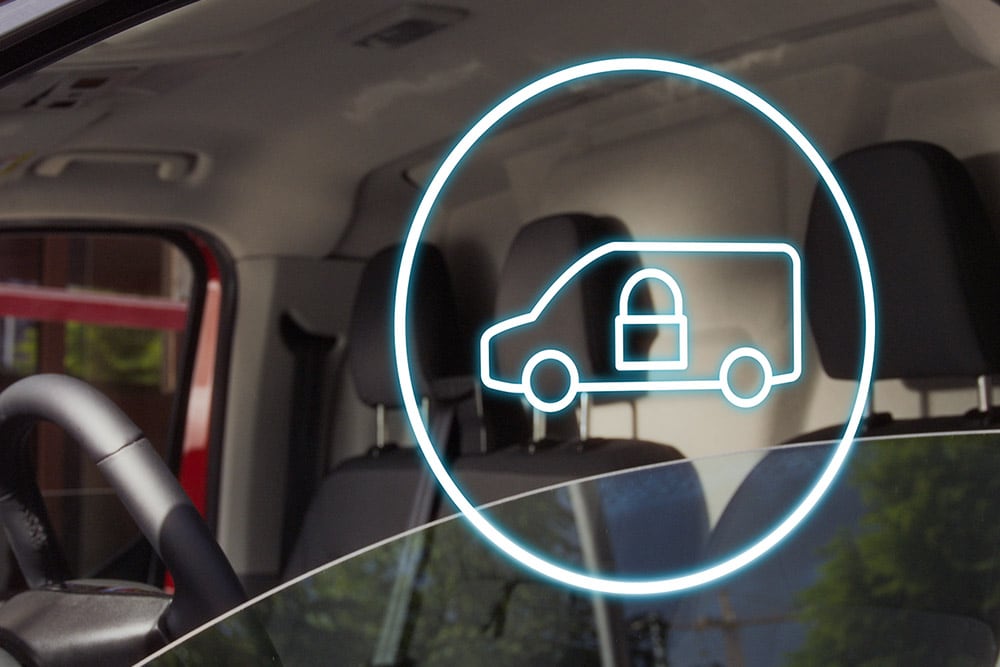 Icona del furgone bloccato visualizzata sul parabrezza di un Ford Transit Custom.