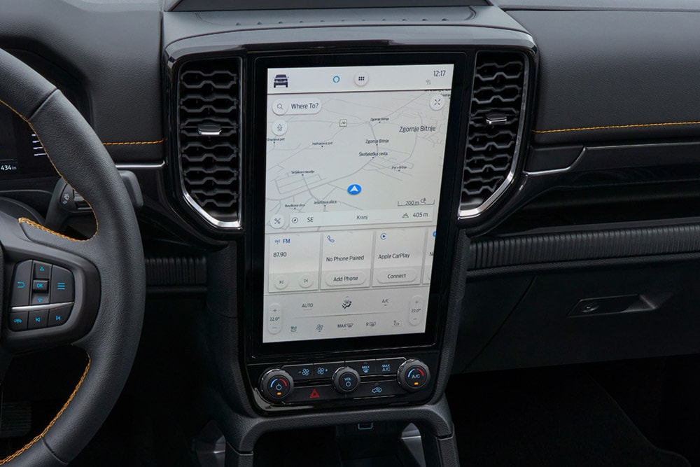 Primo piano del touchscreen centrale da 12 pollici SYNC™ 4 del Ford Ranger.