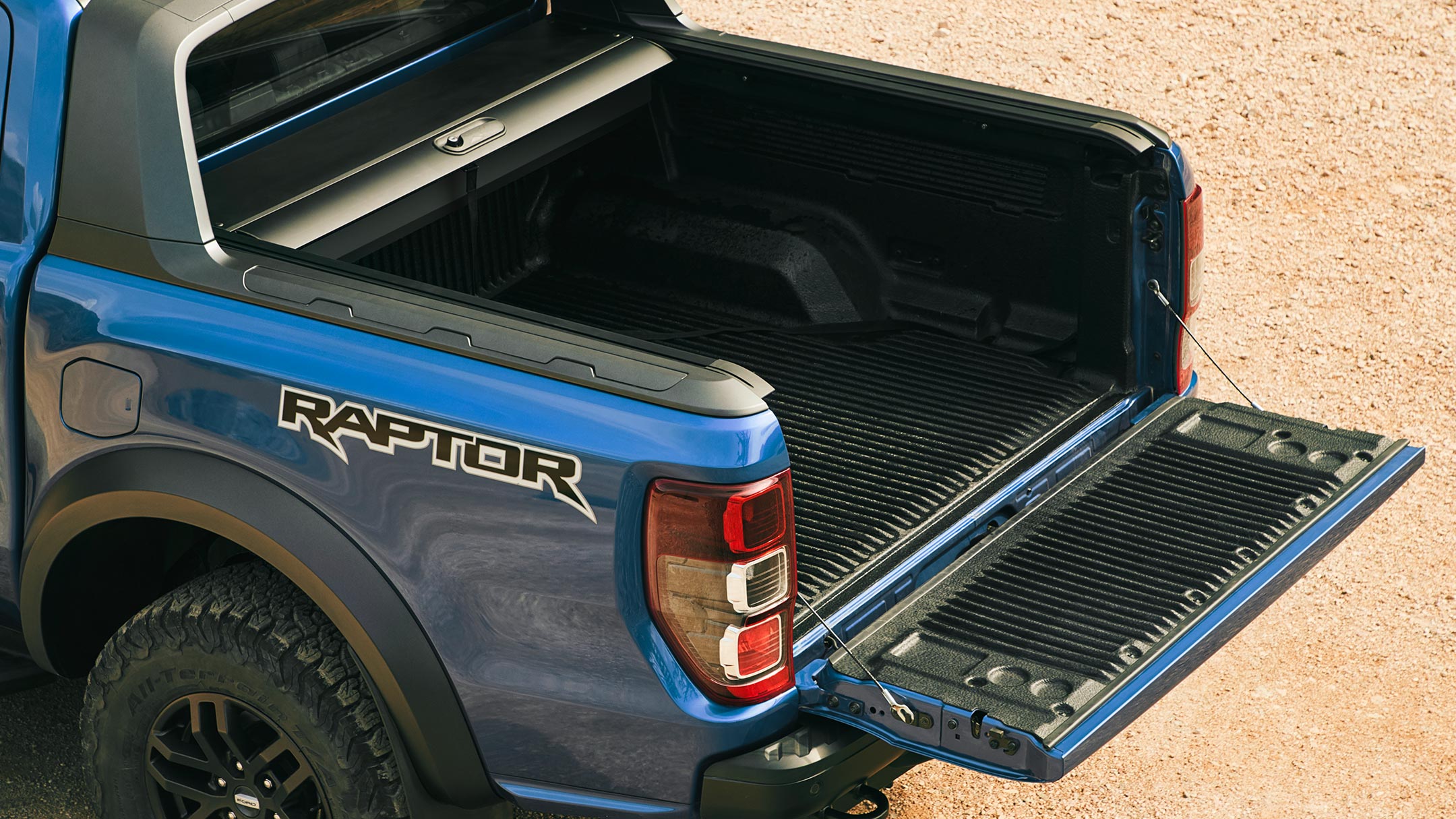 Ford Ranger Raptor con ribaltina posteriore Easy-Lift